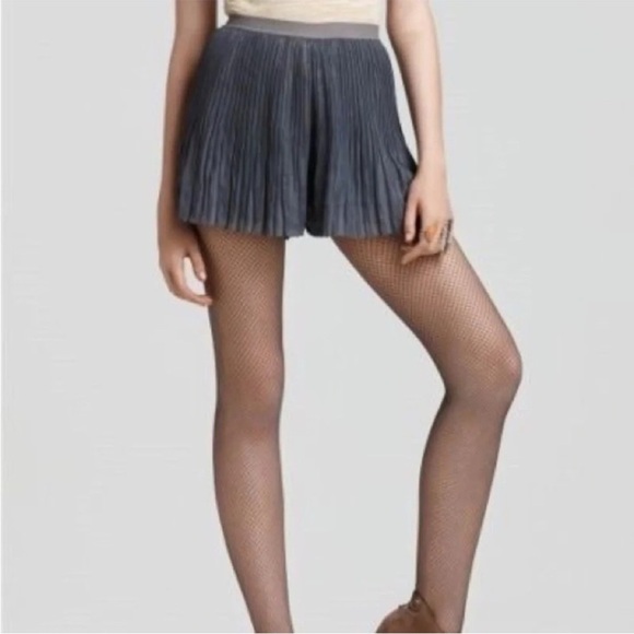 Free People Crinkle Pleated Gunmetal Foil Skort Sz S NWT - Picture 1 of 9